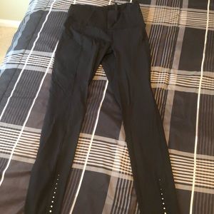 Lululemon size 4 pants